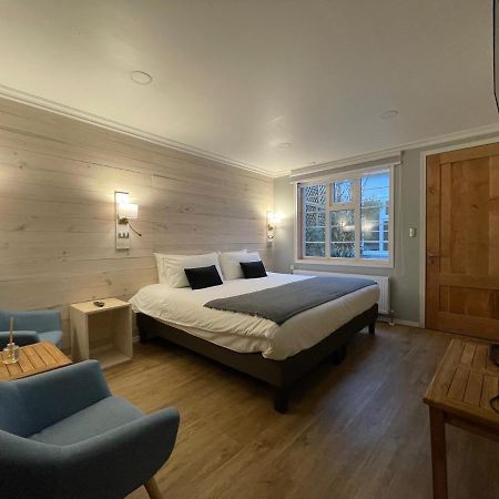 Hostal Boutique Puerta Roja Punta Arenas Eksteriør bilde