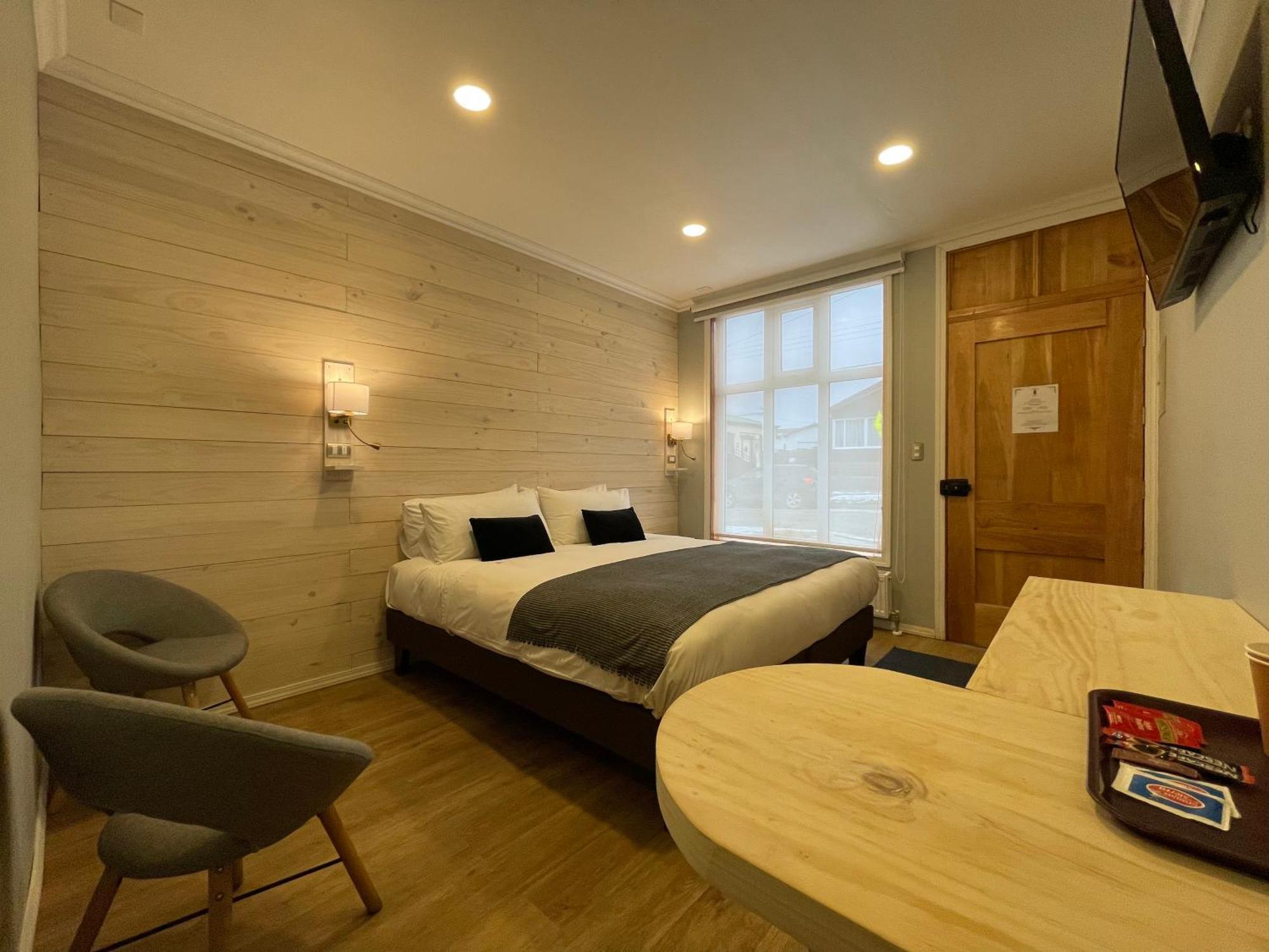 Hostal Boutique Puerta Roja Punta Arenas Eksteriør bilde