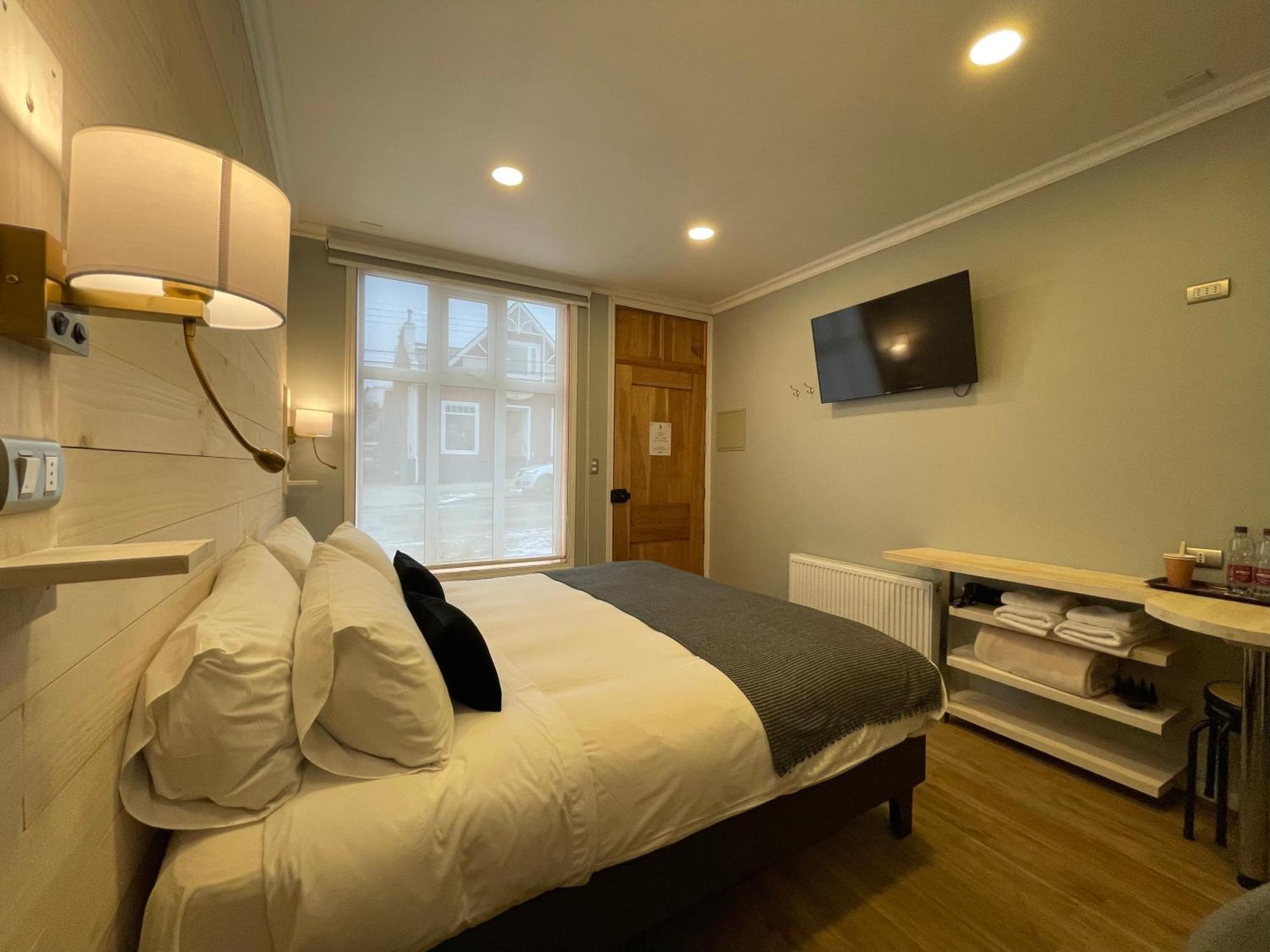 Hostal Boutique Puerta Roja Punta Arenas Eksteriør bilde