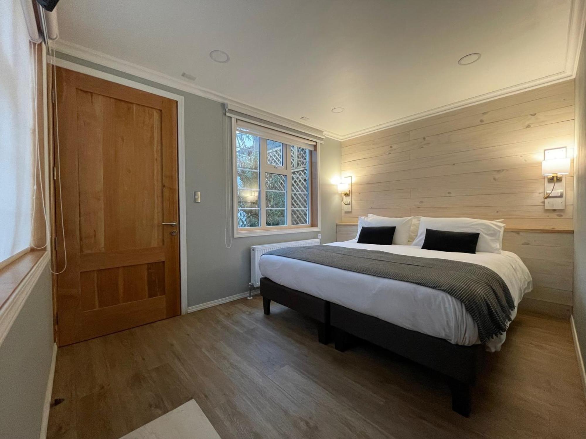 Hostal Boutique Puerta Roja Punta Arenas Eksteriør bilde